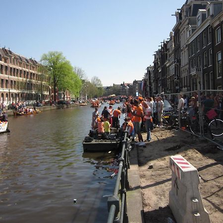 Amsterdam Hostel Uptown Εξωτερικό φωτογραφία