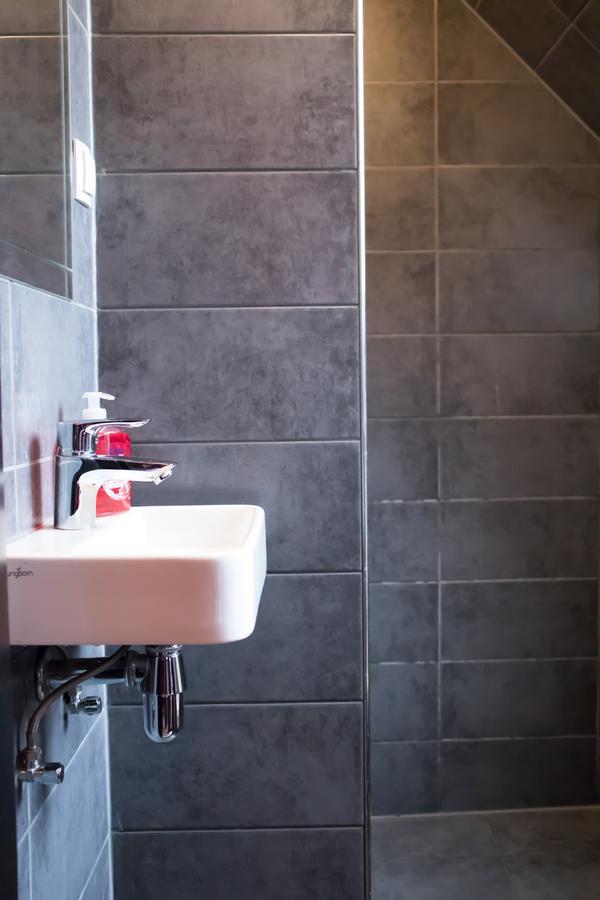 Amsterdam Hostel Uptown Εξωτερικό φωτογραφία
